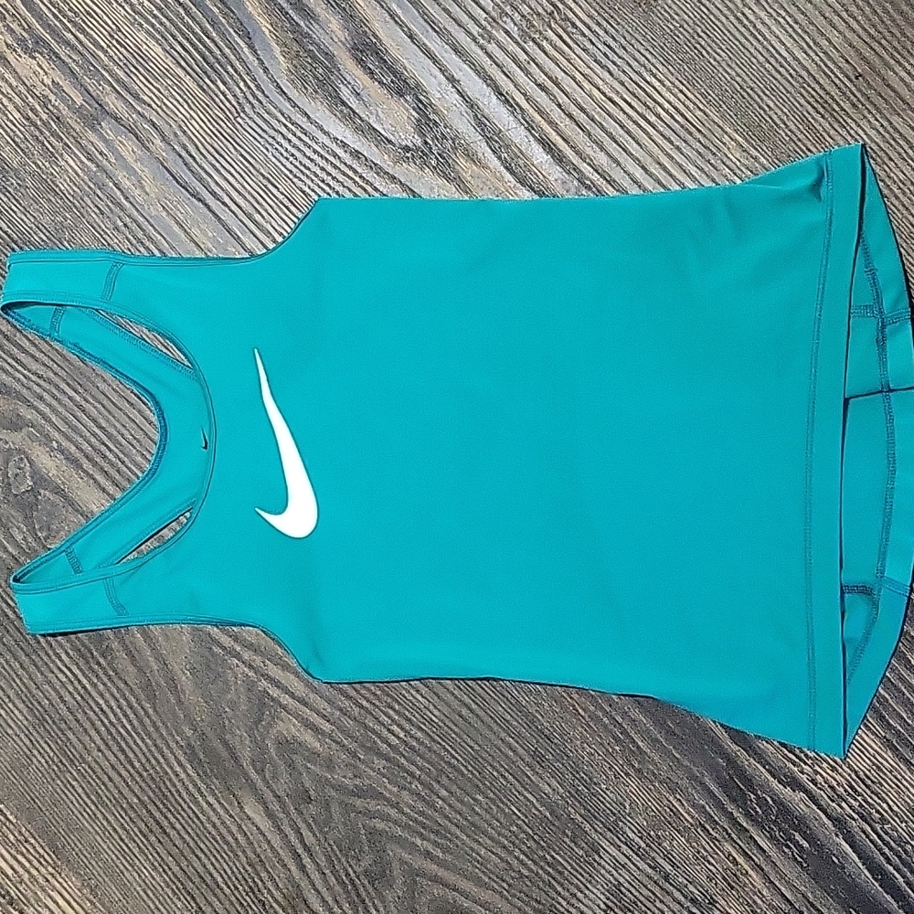 Nike dri fit top XS
